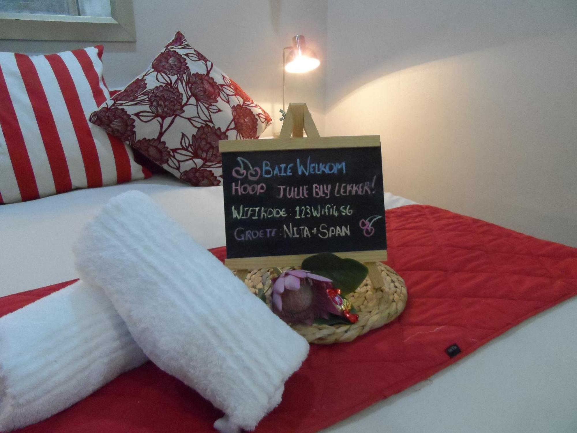 A Cherry Lane Self Catering And B&B Bloemfontein Bagian luar foto