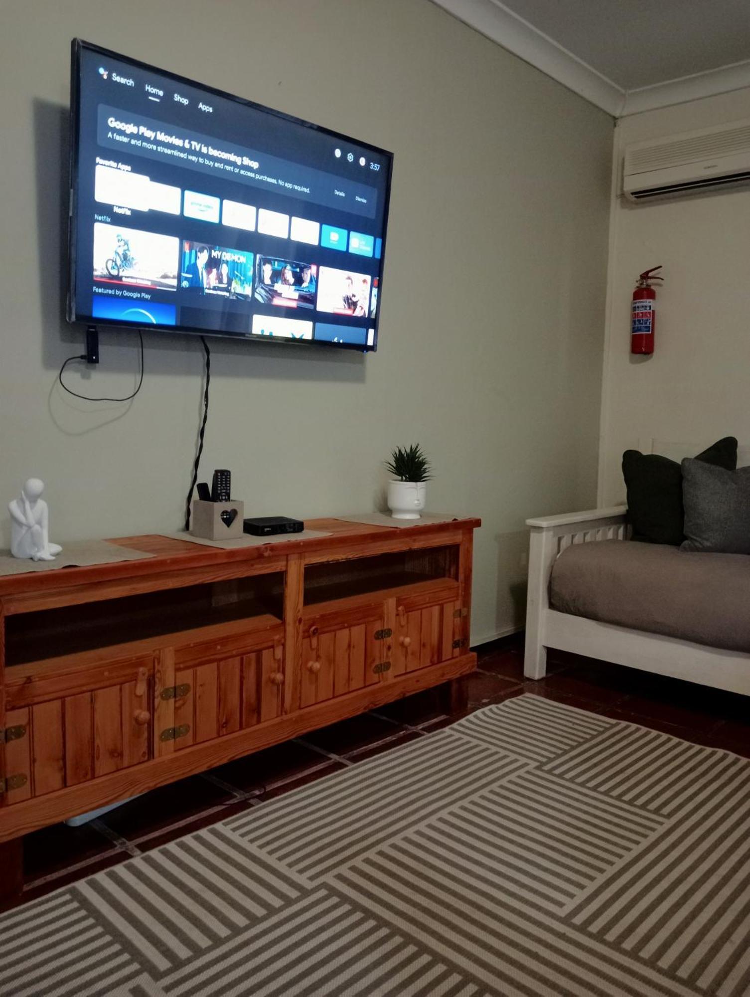 A Cherry Lane Self Catering And B&B Bloemfontein Bagian luar foto