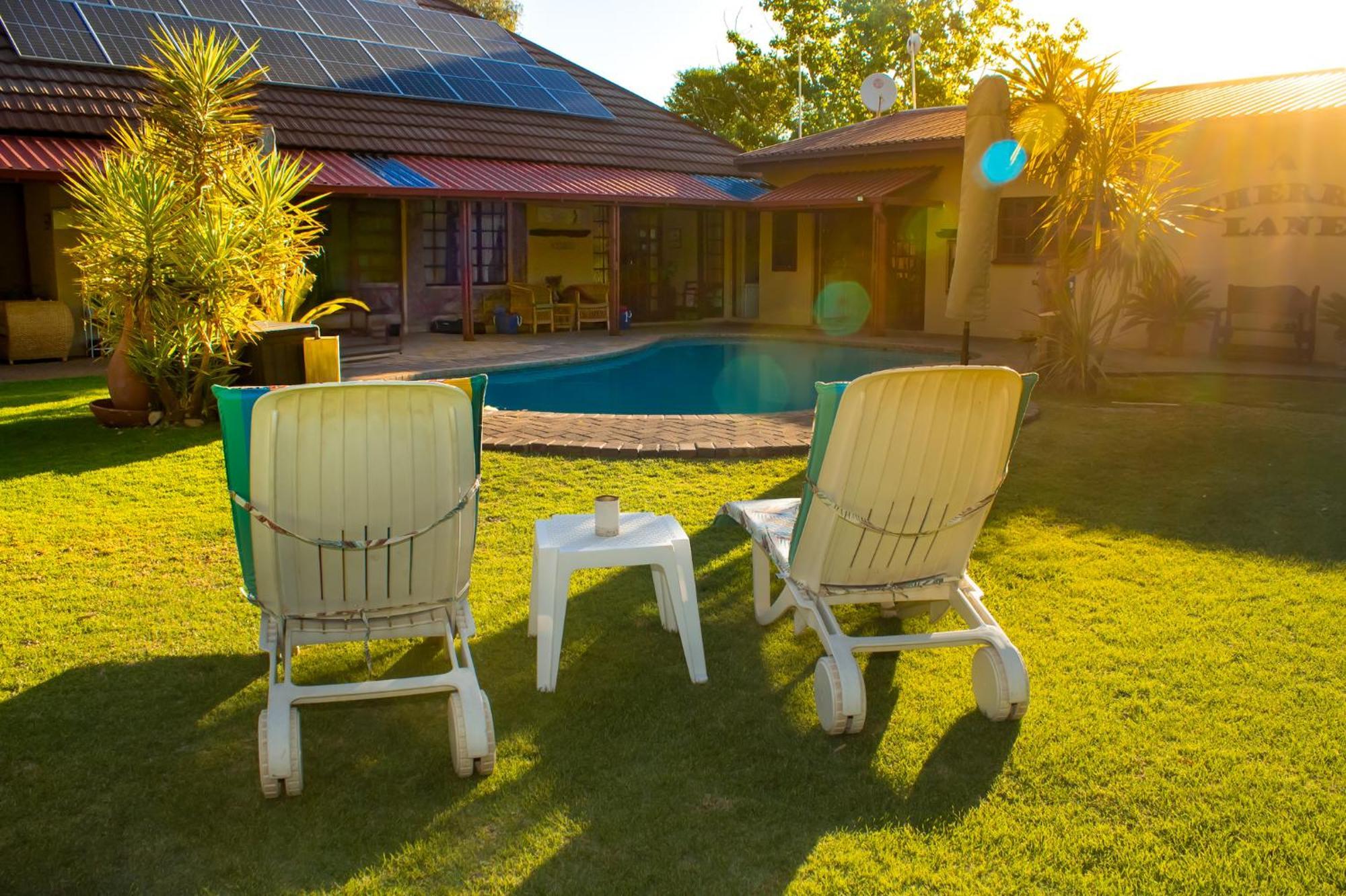 A Cherry Lane Self Catering And B&B Bloemfontein Bagian luar foto