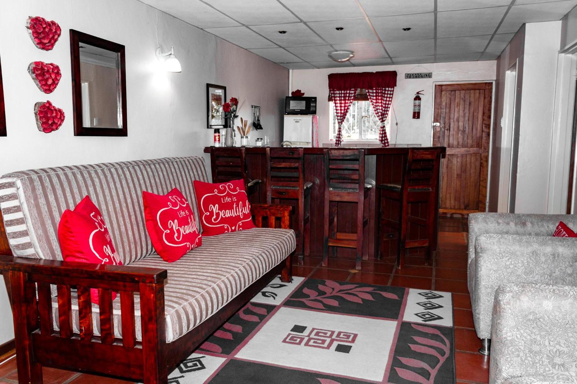 A Cherry Lane Self Catering And B&B Bloemfontein Bagian luar foto